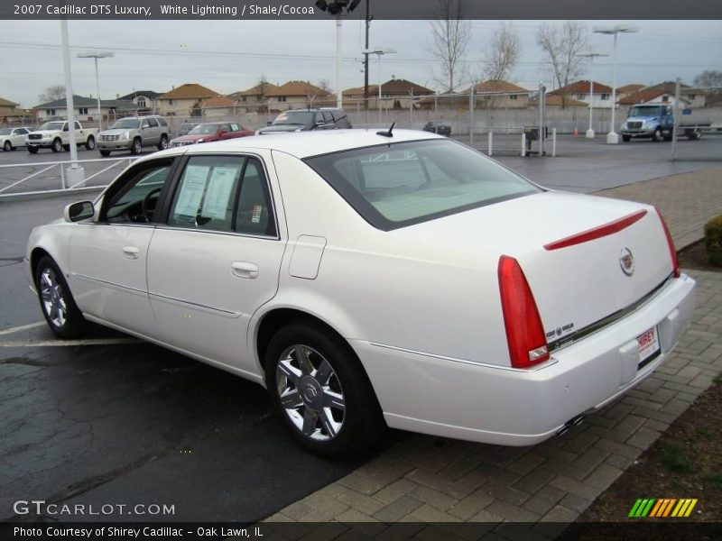 White Lightning / Shale/Cocoa 2007 Cadillac DTS Luxury