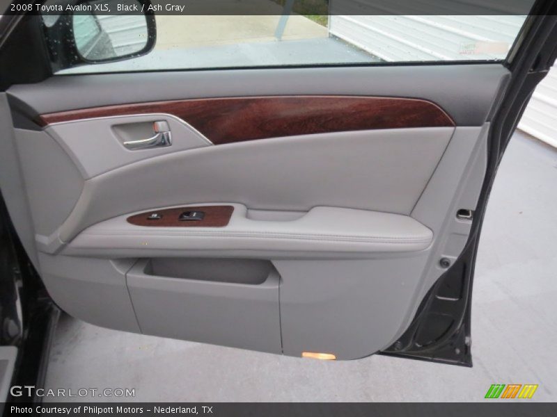 Black / Ash Gray 2008 Toyota Avalon XLS