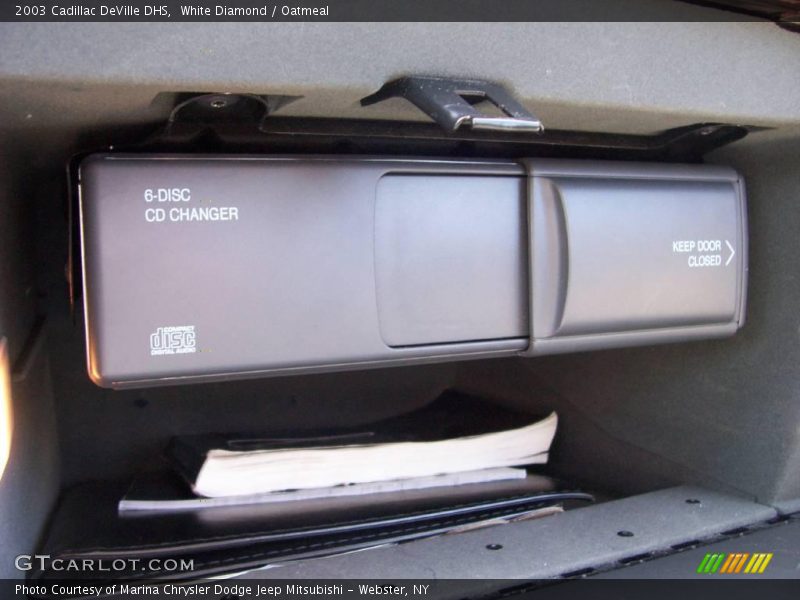 White Diamond / Oatmeal 2003 Cadillac DeVille DHS