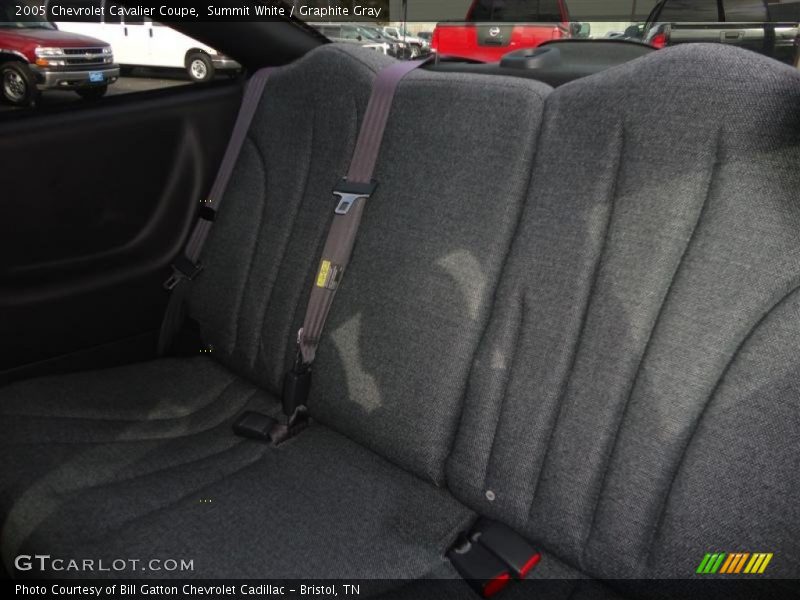 Summit White / Graphite Gray 2005 Chevrolet Cavalier Coupe