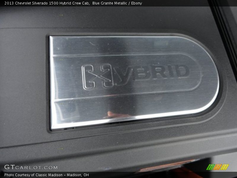  2013 Silverado 1500 Hybrid Crew Cab Logo