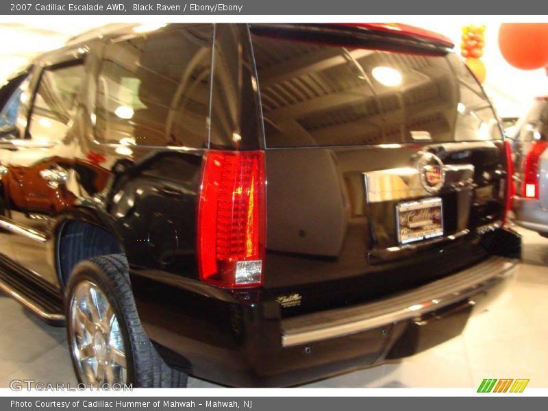 Black Raven / Ebony/Ebony 2007 Cadillac Escalade AWD