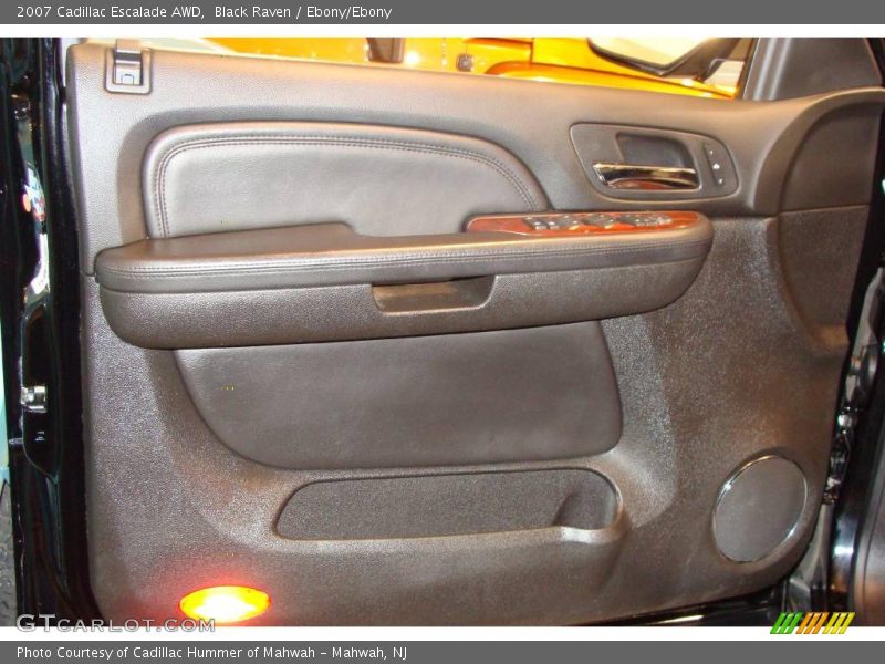 Black Raven / Ebony/Ebony 2007 Cadillac Escalade AWD