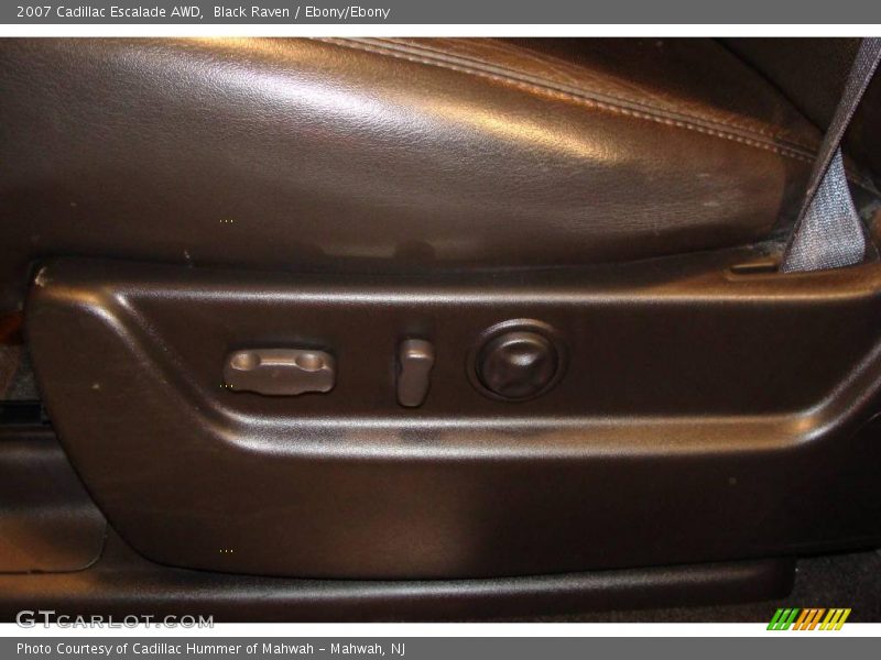 Black Raven / Ebony/Ebony 2007 Cadillac Escalade AWD
