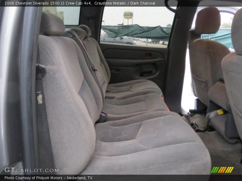 Graystone Metallic / Dark Charcoal 2006 Chevrolet Silverado 1500 LS Crew Cab 4x4
