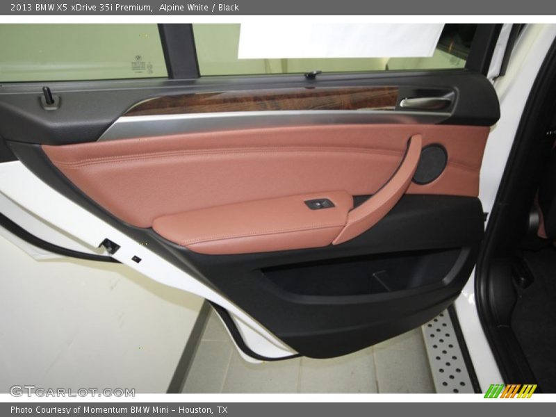 Alpine White / Black 2013 BMW X5 xDrive 35i Premium