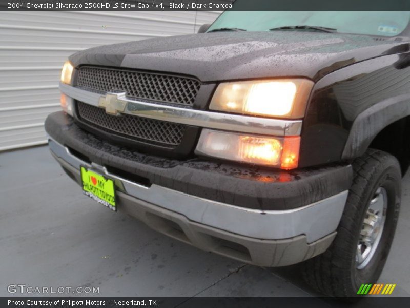 Black / Dark Charcoal 2004 Chevrolet Silverado 2500HD LS Crew Cab 4x4