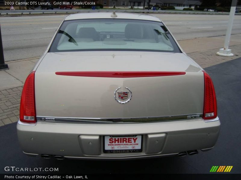 Gold Mist / Shale/Cocoa 2009 Cadillac DTS Luxury