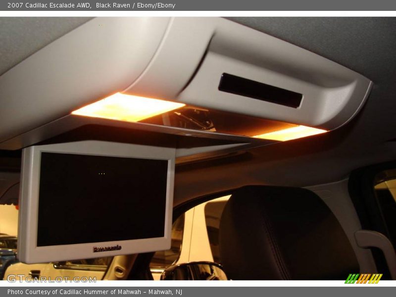Black Raven / Ebony/Ebony 2007 Cadillac Escalade AWD