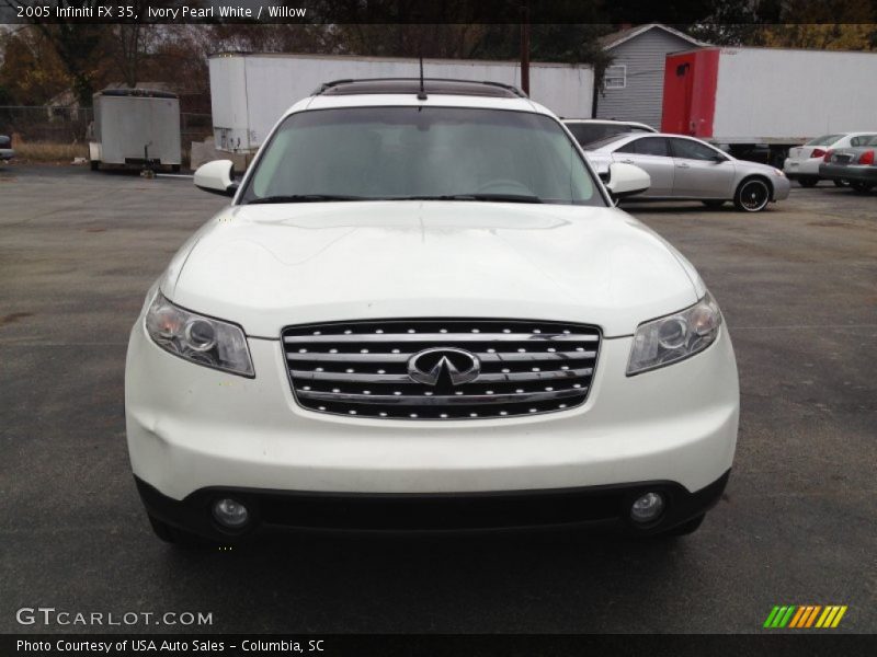 Ivory Pearl White / Willow 2005 Infiniti FX 35