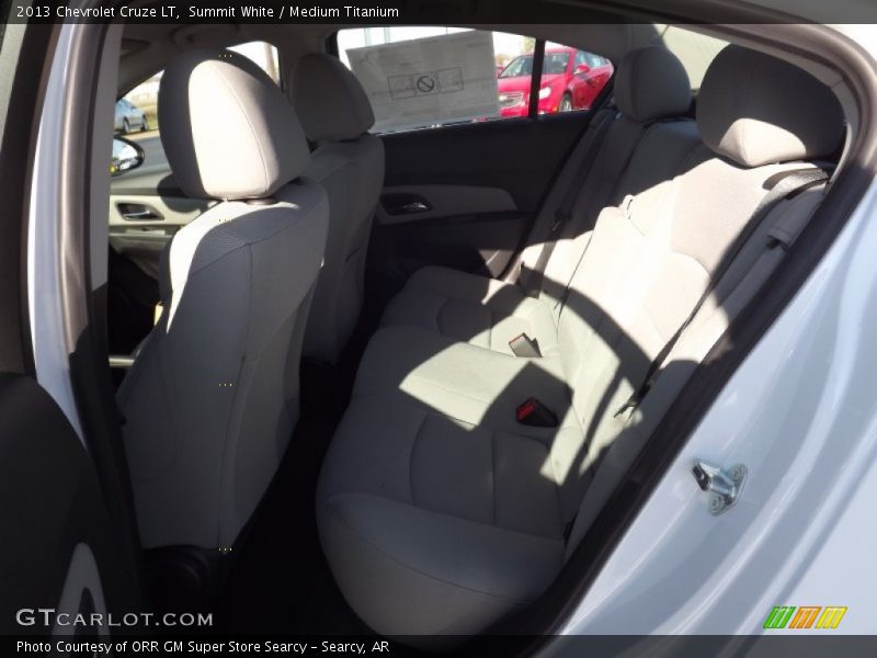 Summit White / Medium Titanium 2013 Chevrolet Cruze LT