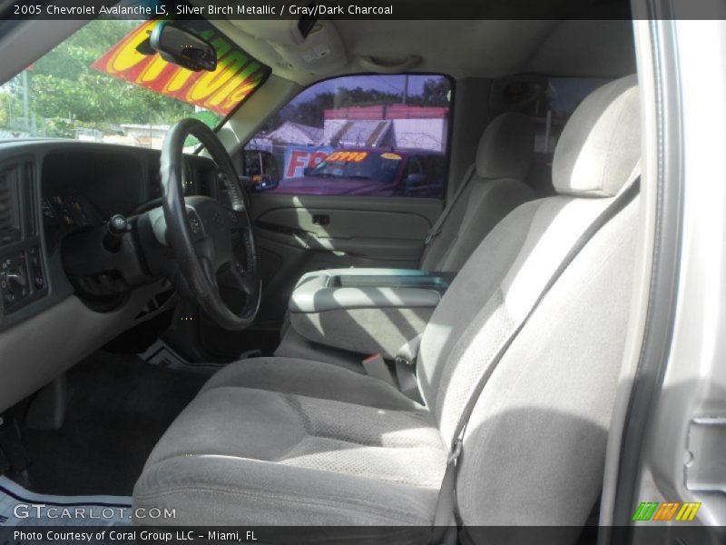 Silver Birch Metallic / Gray/Dark Charcoal 2005 Chevrolet Avalanche LS