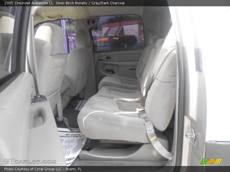 Silver Birch Metallic / Gray/Dark Charcoal 2005 Chevrolet Avalanche LS