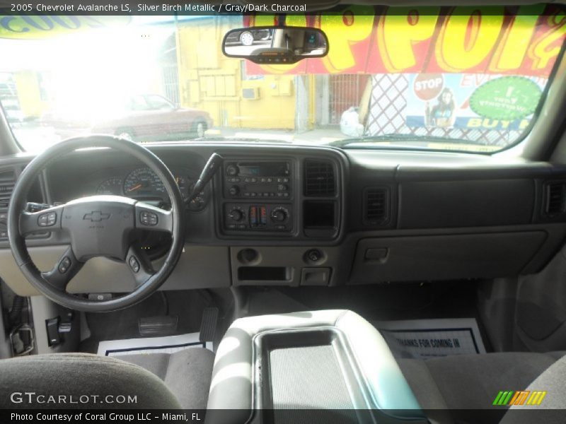 Silver Birch Metallic / Gray/Dark Charcoal 2005 Chevrolet Avalanche LS