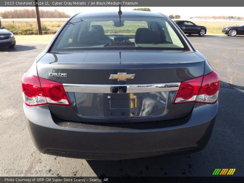 Cyber Gray Metallic / Jet Black/Medium Titanium 2013 Chevrolet Cruze LS