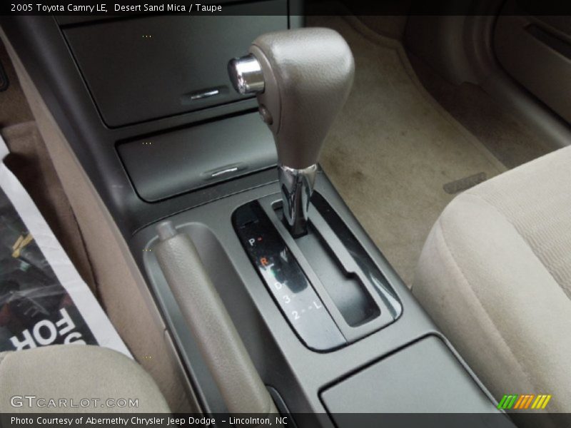 Desert Sand Mica / Taupe 2005 Toyota Camry LE