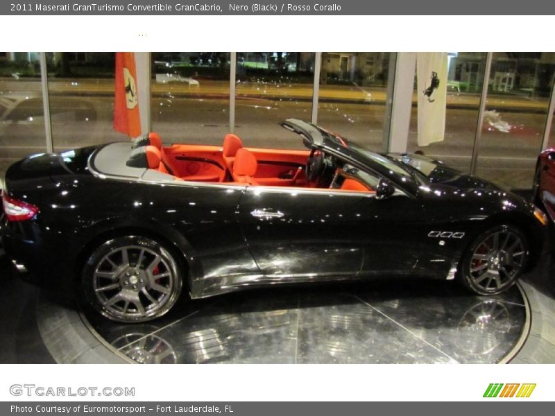 Nero (Black) / Rosso Corallo 2011 Maserati GranTurismo Convertible GranCabrio