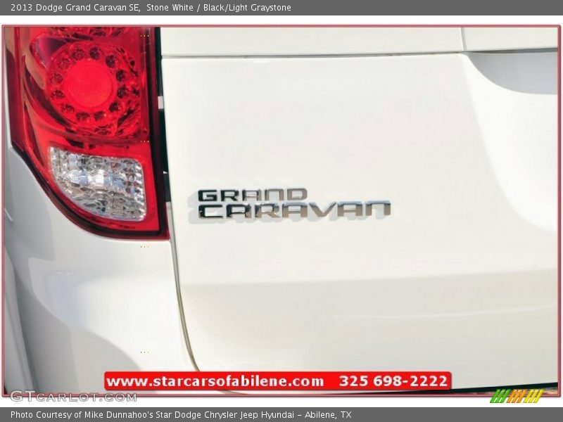 Stone White / Black/Light Graystone 2013 Dodge Grand Caravan SE