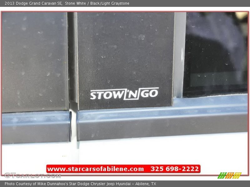 Stone White / Black/Light Graystone 2013 Dodge Grand Caravan SE