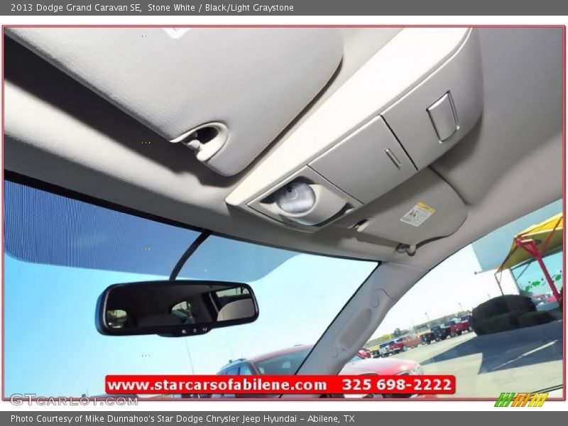 Stone White / Black/Light Graystone 2013 Dodge Grand Caravan SE