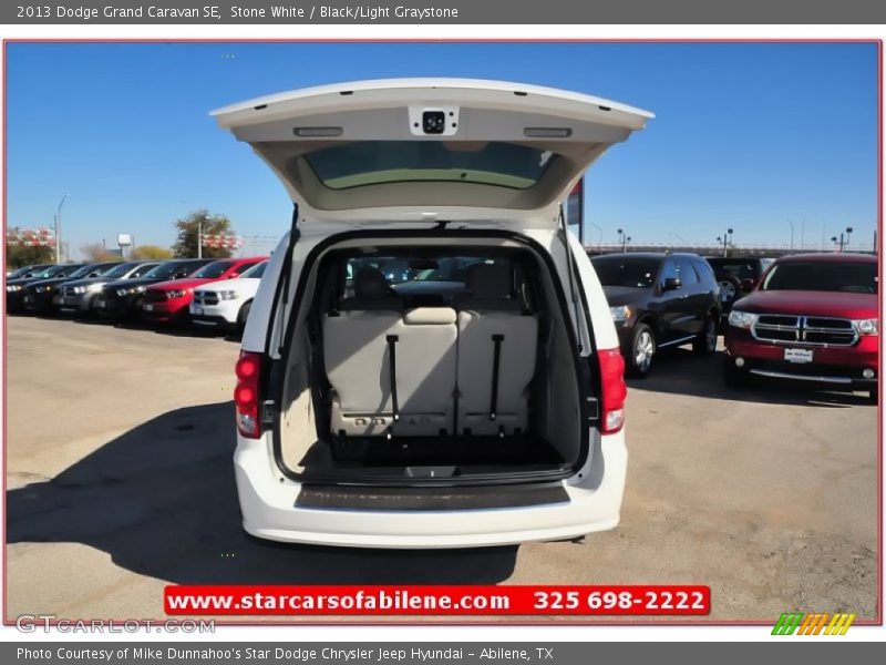 Stone White / Black/Light Graystone 2013 Dodge Grand Caravan SE