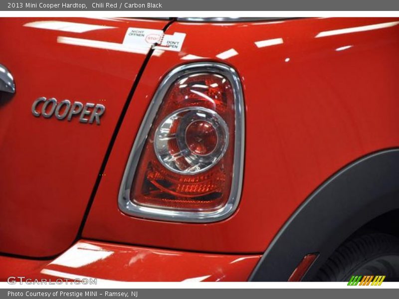 Chili Red / Carbon Black 2013 Mini Cooper Hardtop