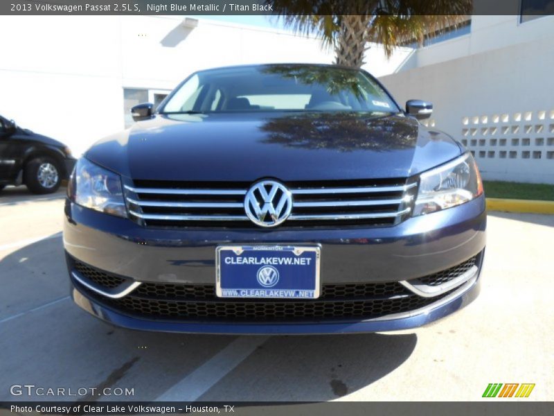 Night Blue Metallic / Titan Black 2013 Volkswagen Passat 2.5L S