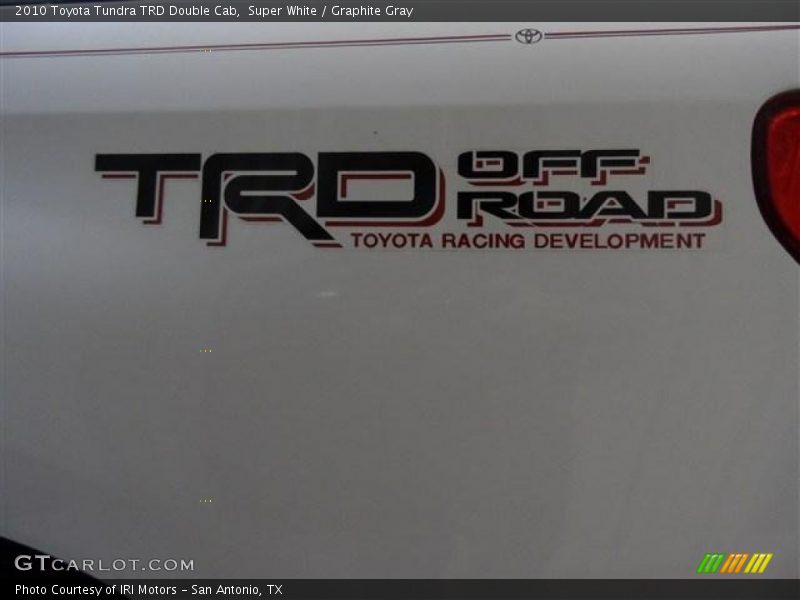 Super White / Graphite Gray 2010 Toyota Tundra TRD Double Cab