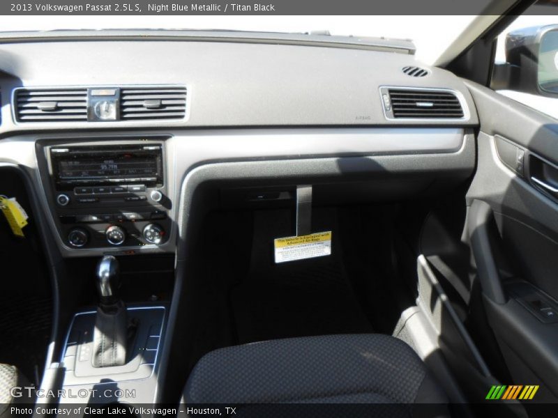 Night Blue Metallic / Titan Black 2013 Volkswagen Passat 2.5L S