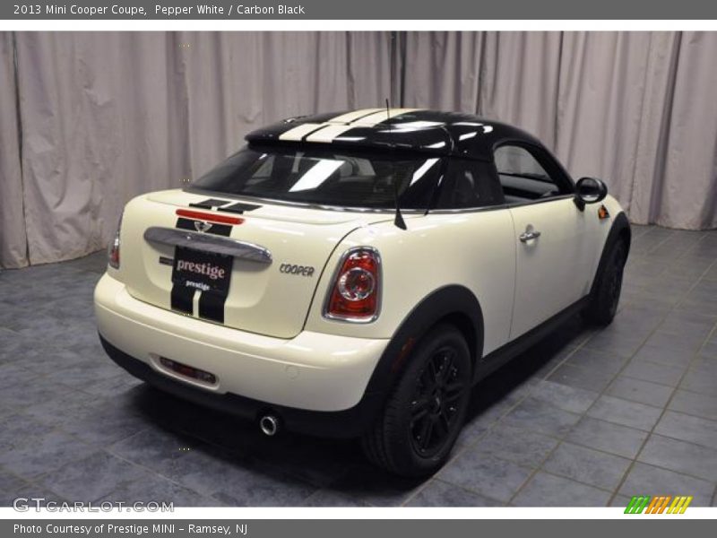 Pepper White / Carbon Black 2013 Mini Cooper Coupe