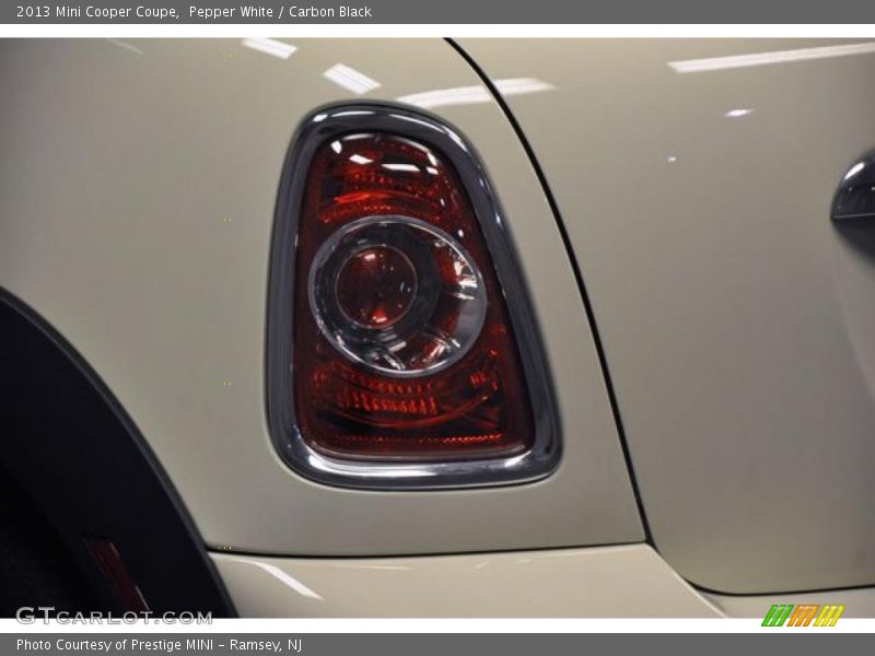 Pepper White / Carbon Black 2013 Mini Cooper Coupe