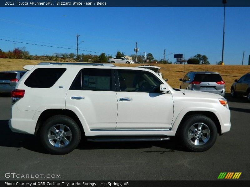 Blizzard White Pearl / Beige 2013 Toyota 4Runner SR5