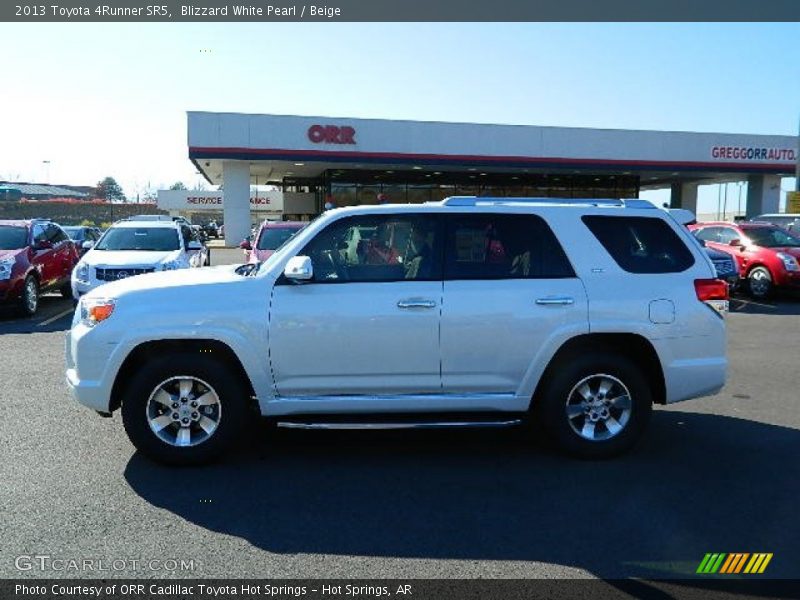 Blizzard White Pearl / Beige 2013 Toyota 4Runner SR5