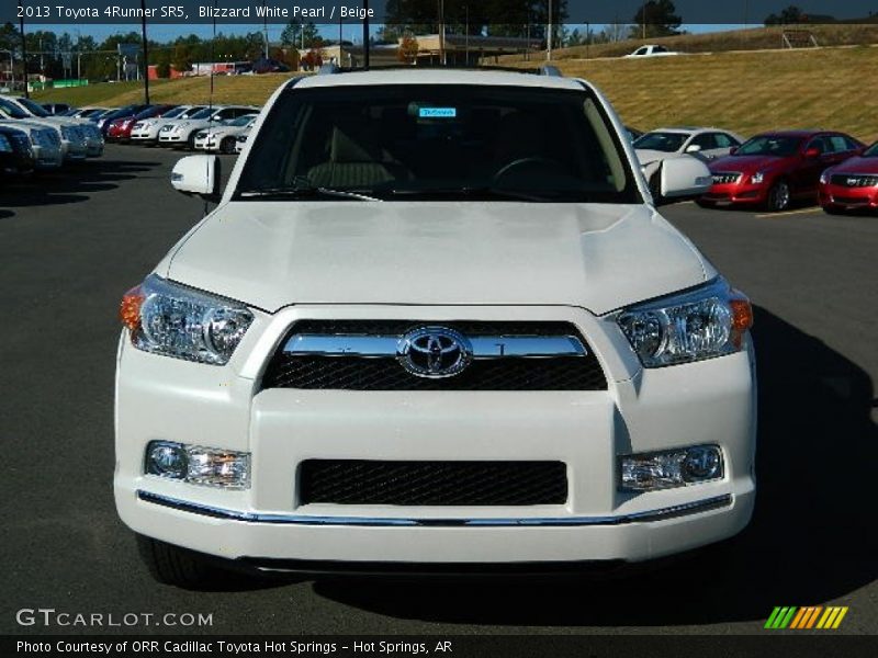 Blizzard White Pearl / Beige 2013 Toyota 4Runner SR5