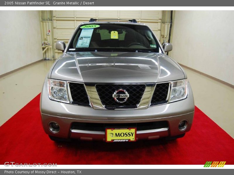 Granite Metallic / Desert 2005 Nissan Pathfinder SE