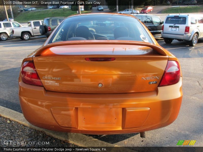 Orange Blast Pearlcoat / Dark Slate Gray 2005 Dodge Neon SXT