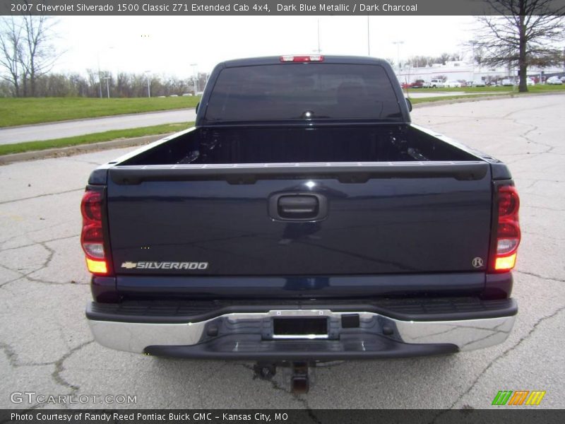 Dark Blue Metallic / Dark Charcoal 2007 Chevrolet Silverado 1500 Classic Z71 Extended Cab 4x4