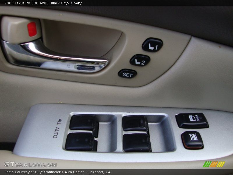 Controls of 2005 RX 330 AWD