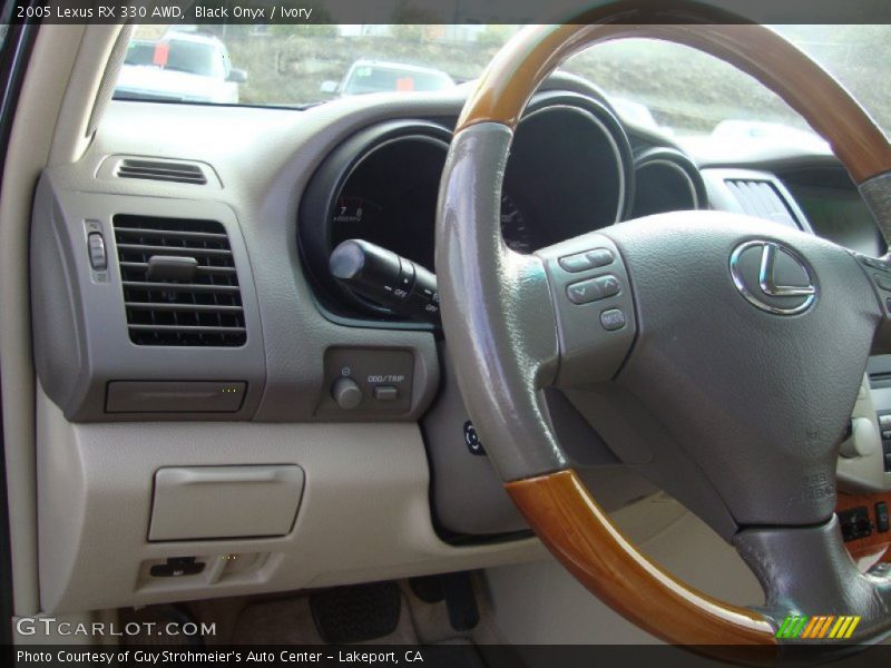 Black Onyx / Ivory 2005 Lexus RX 330 AWD