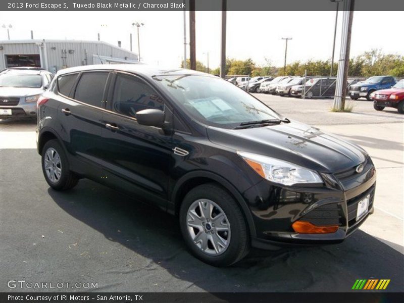 Tuxedo Black Metallic / Charcoal Black 2013 Ford Escape S
