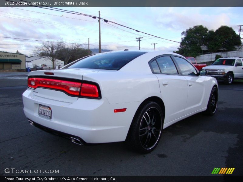 Bright White / Black 2012 Dodge Charger SXT