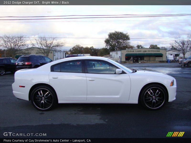 Bright White / Black 2012 Dodge Charger SXT