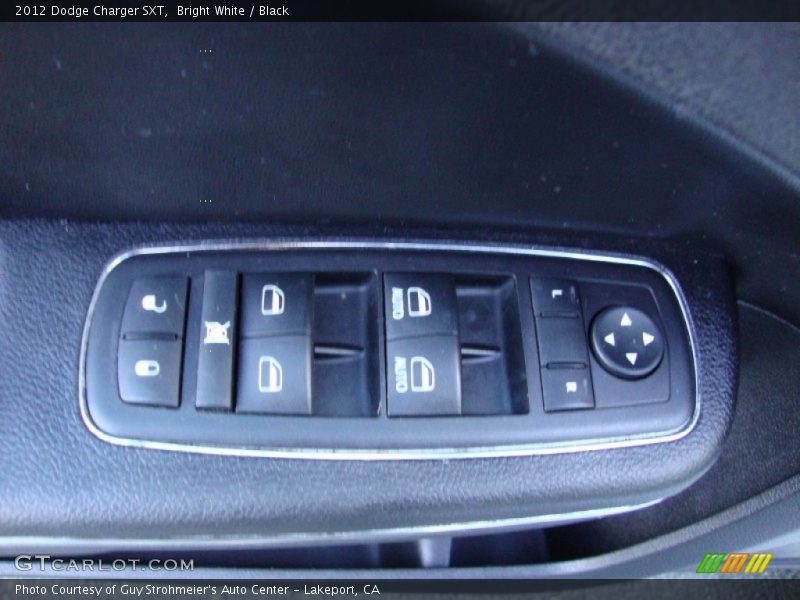 Bright White / Black 2012 Dodge Charger SXT