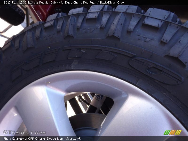 Deep Cherry Red Pearl / Black/Diesel Gray 2013 Ram 1500 Express Regular Cab 4x4