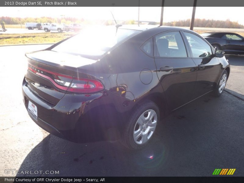 Pitch Black / Black 2013 Dodge Dart SE