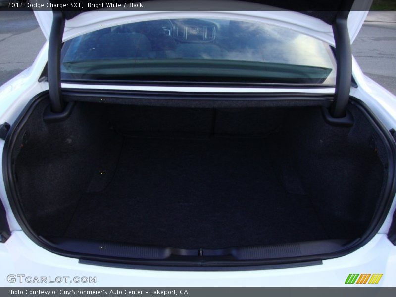 Bright White / Black 2012 Dodge Charger SXT