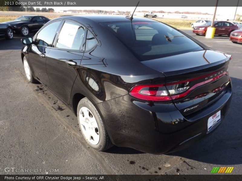 Pitch Black / Black 2013 Dodge Dart SE