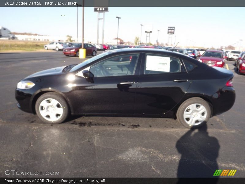 Pitch Black / Black 2013 Dodge Dart SE