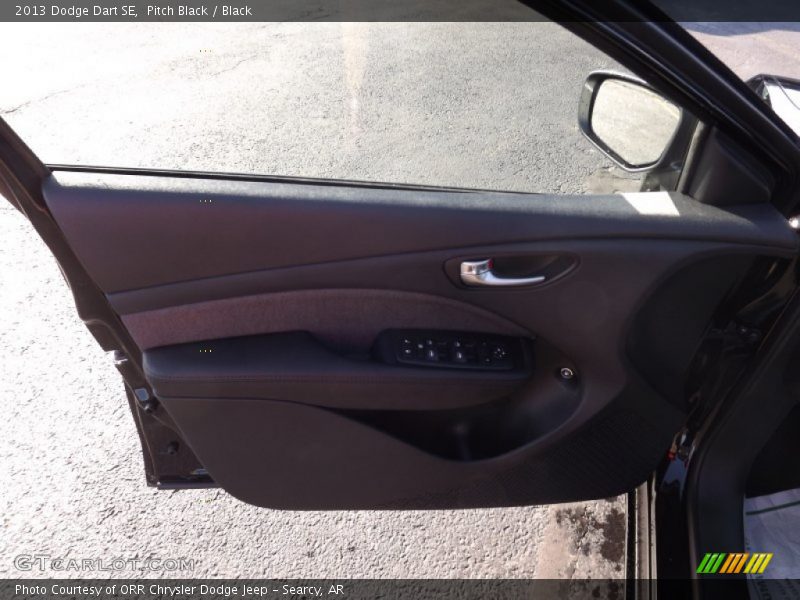 Pitch Black / Black 2013 Dodge Dart SE