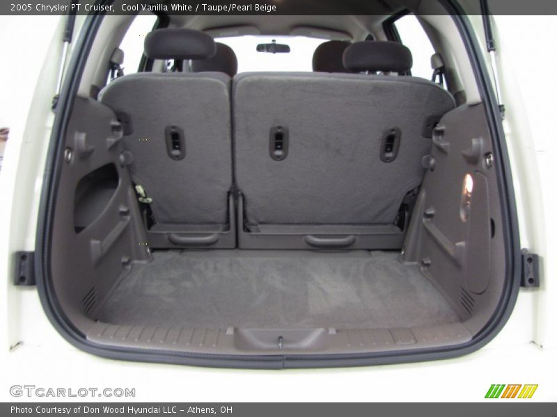 Cool Vanilla White / Taupe/Pearl Beige 2005 Chrysler PT Cruiser